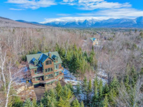 NEW Spacious single family home, ski views, pool, ping-pong, privacy, steps to Mt Wash Hotel